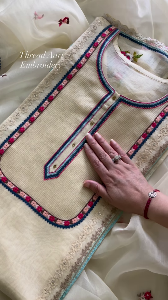 Exquisite Aari Embroidery Suit Set - Photo 1